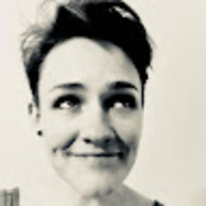 Meet your Posher, Leila